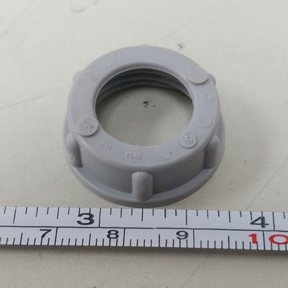 22 New 1/2" Gray Plastic Rigid Screw On Threaded Insulated Bushings Open Box - Picture 4 of 4